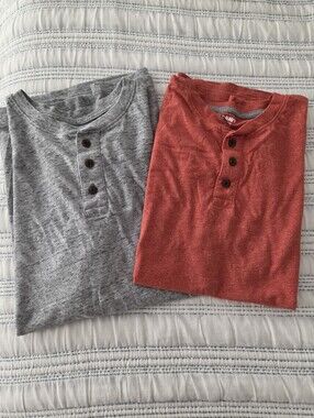 Old Navy Tee's